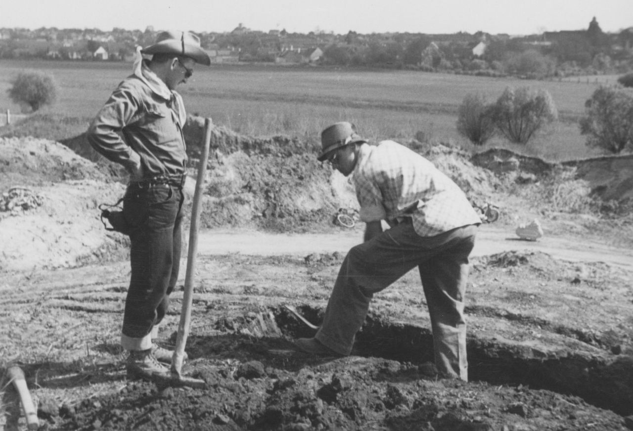 Ausgrabung in Bernhardsthal 1955
